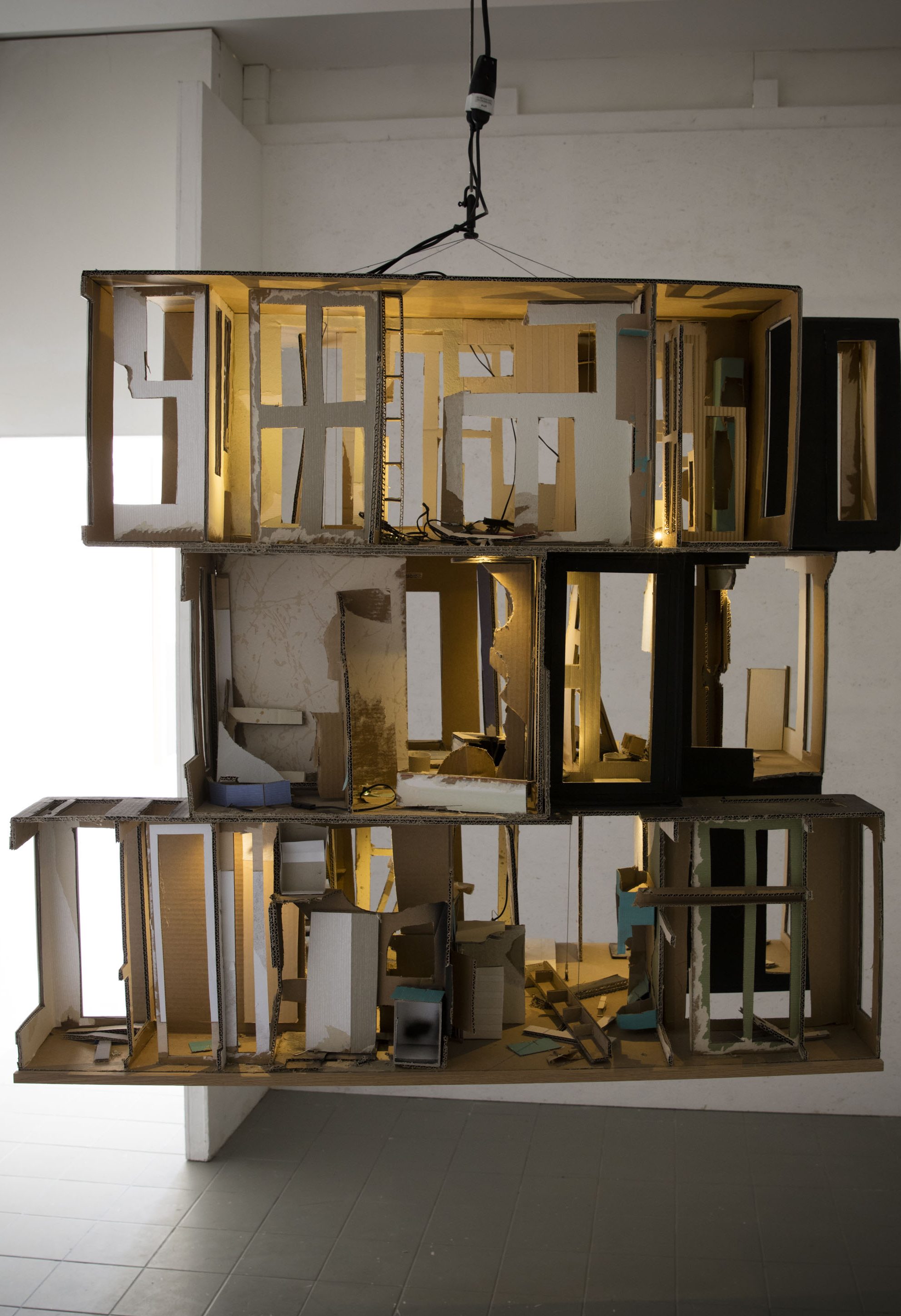 Squat House Chandelier 2.0